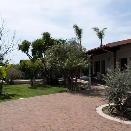 Villetta Del Salento Exclusive B&B Gallipoli Bagian luar foto