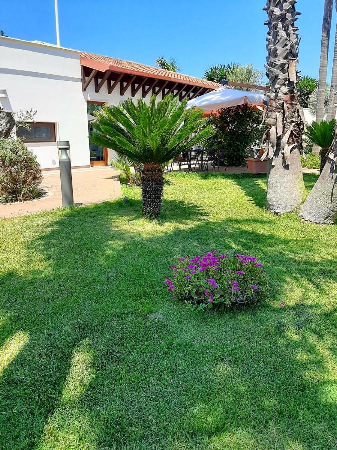 Villetta Del Salento Exclusive B&B Gallipoli Bagian luar foto
