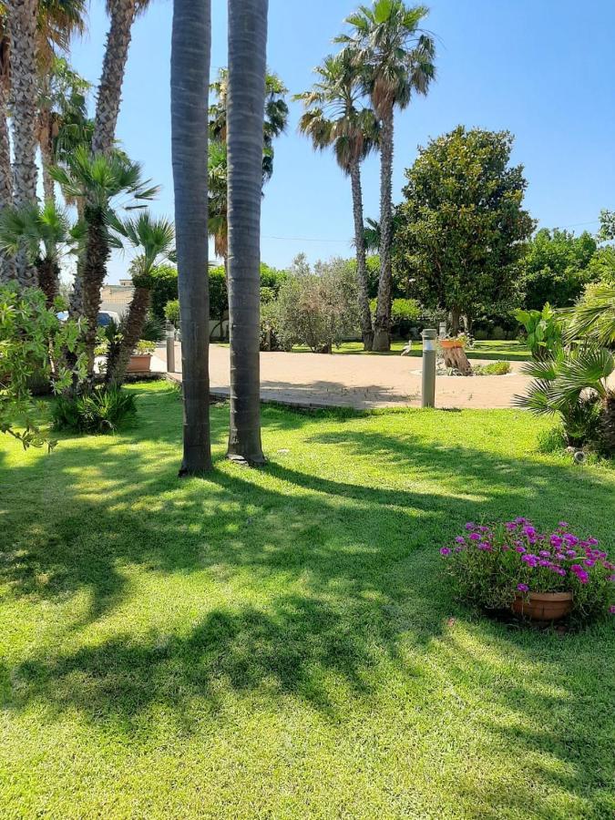 Villetta Del Salento Exclusive B&B Gallipoli Bagian luar foto