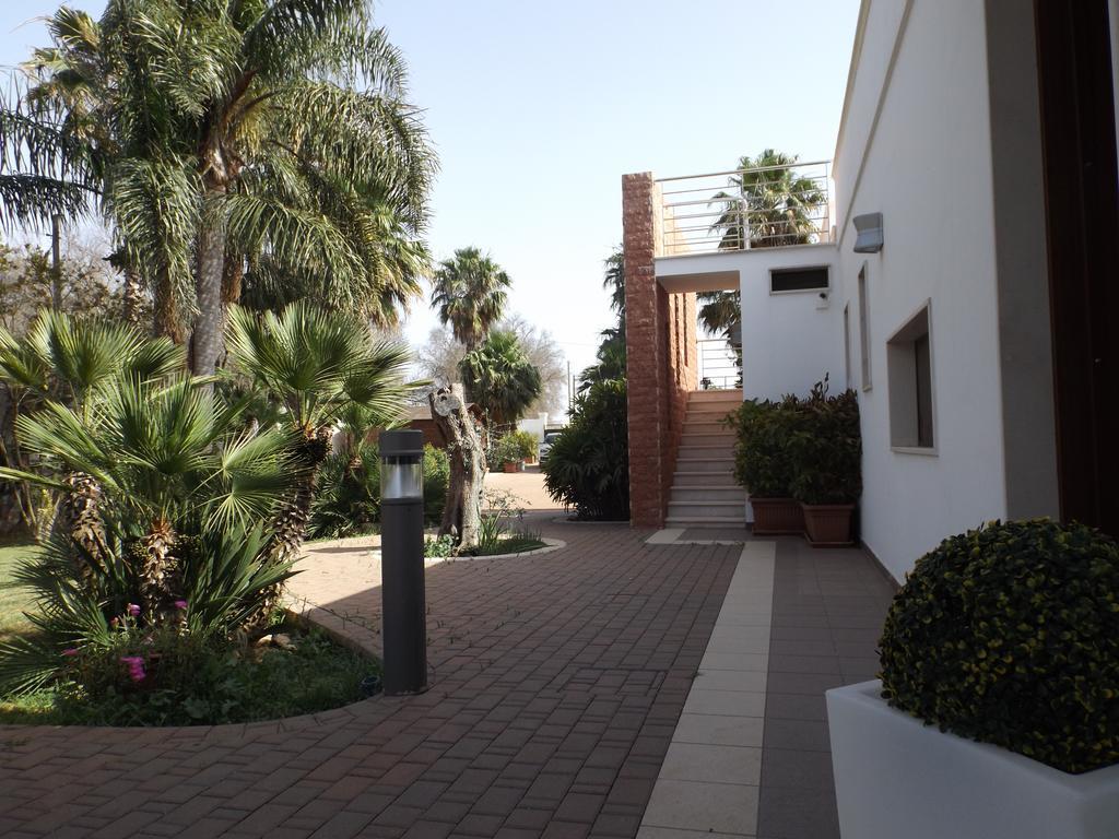 Villetta Del Salento Exclusive B&B Gallipoli Bagian luar foto
