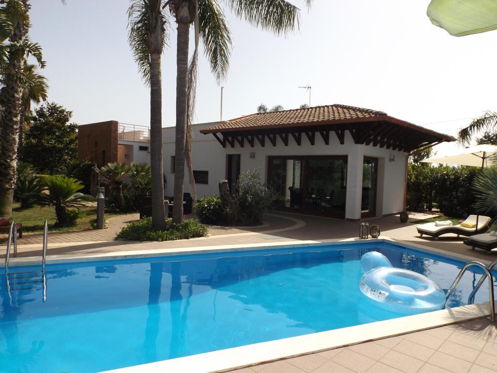Villetta Del Salento Exclusive B&B Gallipoli Bagian luar foto