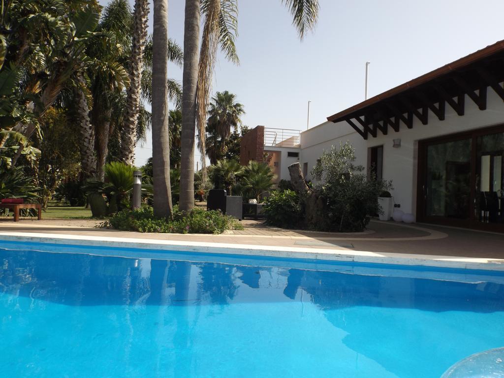 Villetta Del Salento Exclusive B&B Gallipoli Bagian luar foto