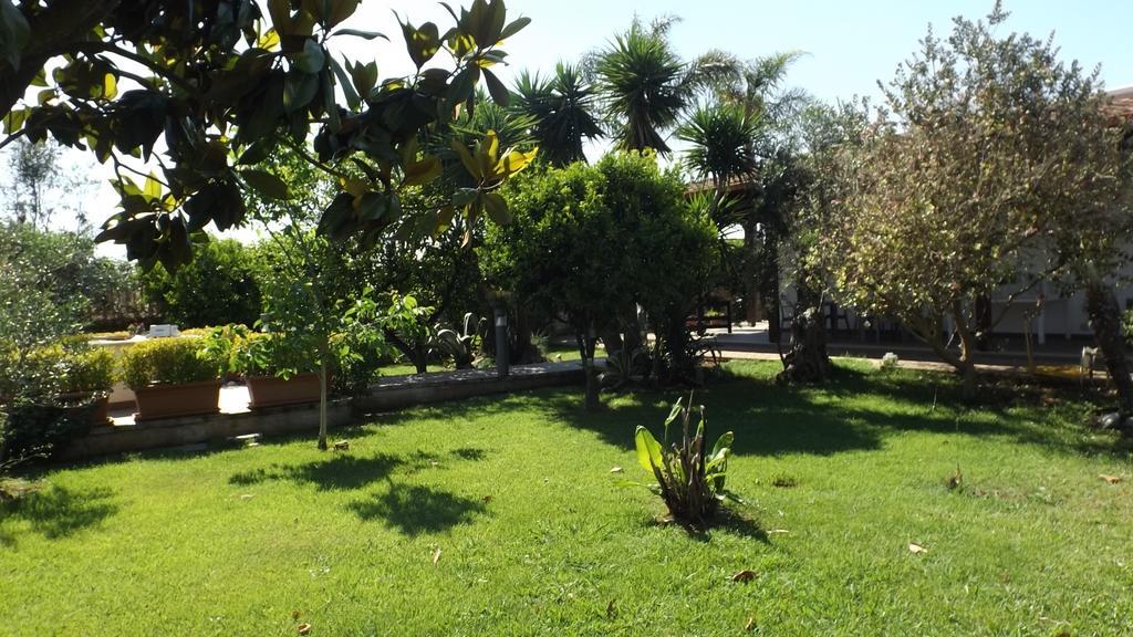Villetta Del Salento Exclusive B&B Gallipoli Bagian luar foto